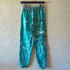 Bsr by Sami Ryan Tie Dye Isn’t It Lovely Sweatpants size Small NWOT